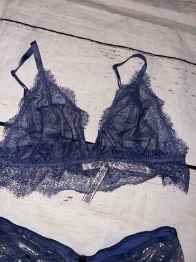 Victoria's Secret Navy Lace Triangle Bralette